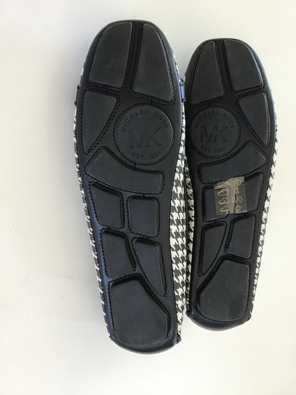 Michael Kors Fulton Moc Flats Black White Houndstooth Logo Ballet Shoes Size 8M - Picture 7 of 10